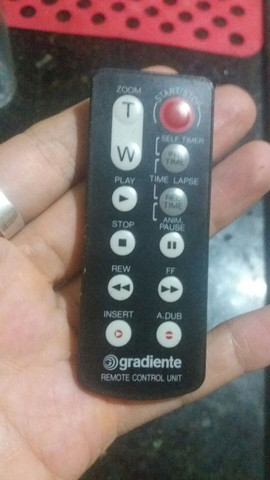 Filmadora gradiente com fonte e controle remoto - Foto 6