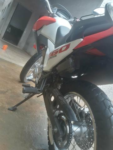 Troco em Carro valor da moto 10500 - Foto 3