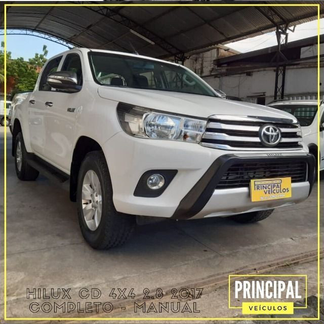 Toyota Hilux Cd 4x4 2.8 2017 Completo - Manual