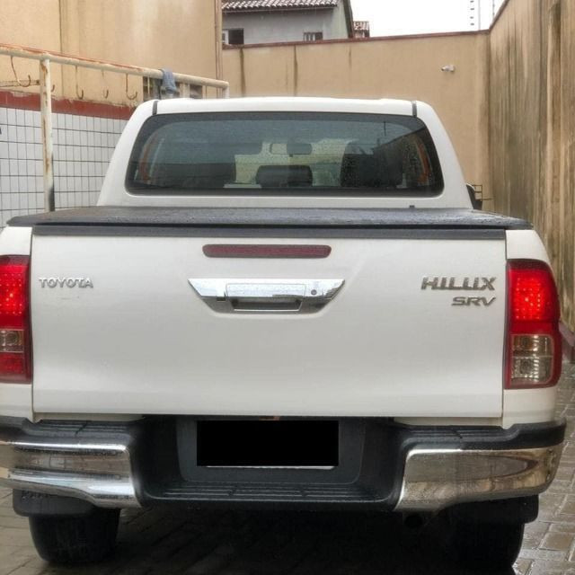 Toyota Hilux SRV 4x4 (Aut) / 2017<br><br> - Foto 2