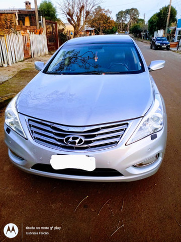 Azera top de linha