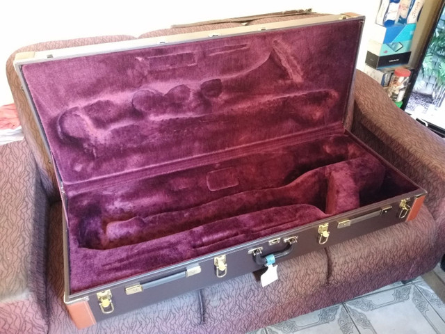 Case Estojo De Saxofone Barítono Marca Júpiter. - Foto 2