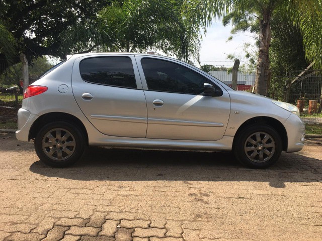 Peugeot 207 Hatch XR 1.4 8V (flex) 4p 2009 - Foto 10