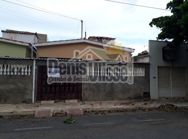 Aluga-se Casa Doze anos sendo 3/4