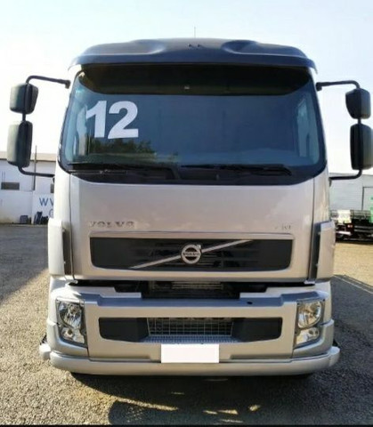 Volvo Vm270 6x2 2012 trucado carroceria