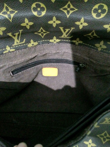 Bolsa Louis Vuitton - Foto 4