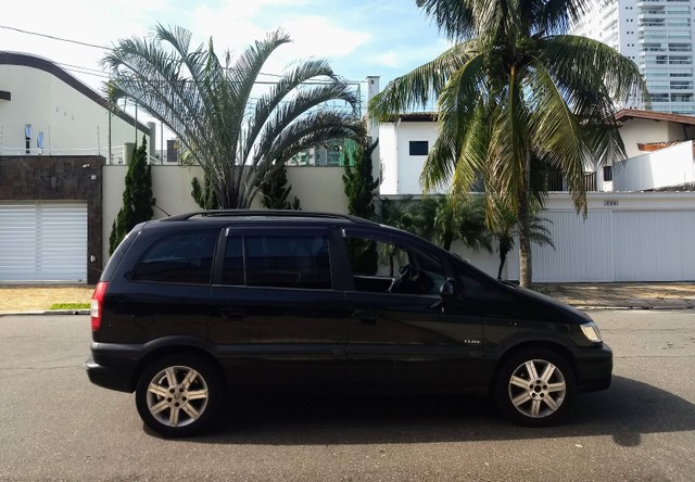 ZAFIRA   ELITE 7 LUGARES / COMPLETÍSSIMA     FINANCIO   