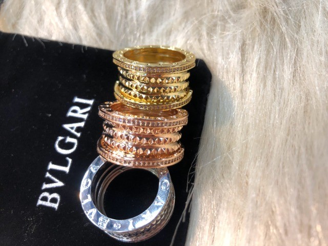 aliança anel bvlgari de luxo valor da unidade com caia original brinde - Foto 2