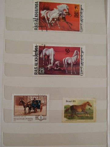 Coleção de selos cavalos e pinturas - Foto 3