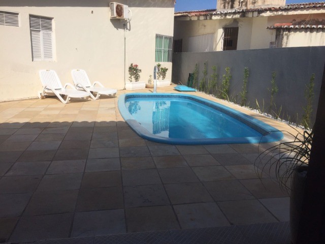 Aluguel por Temporada / Casa com Piscina em Camurupim - Foto 2
