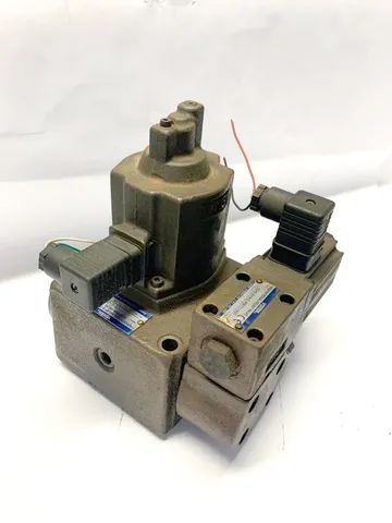 Controlador proporcional de válvula Solenóide YUKEN EFBG-03-125-C - Foto 4