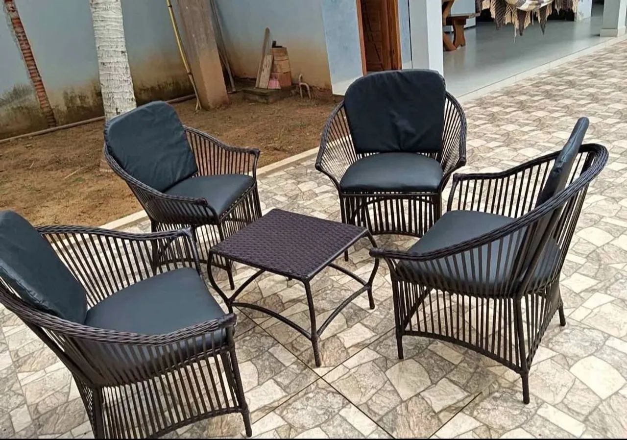 Conjunto de Sofá e Poltronas em Rattan64985850812803120