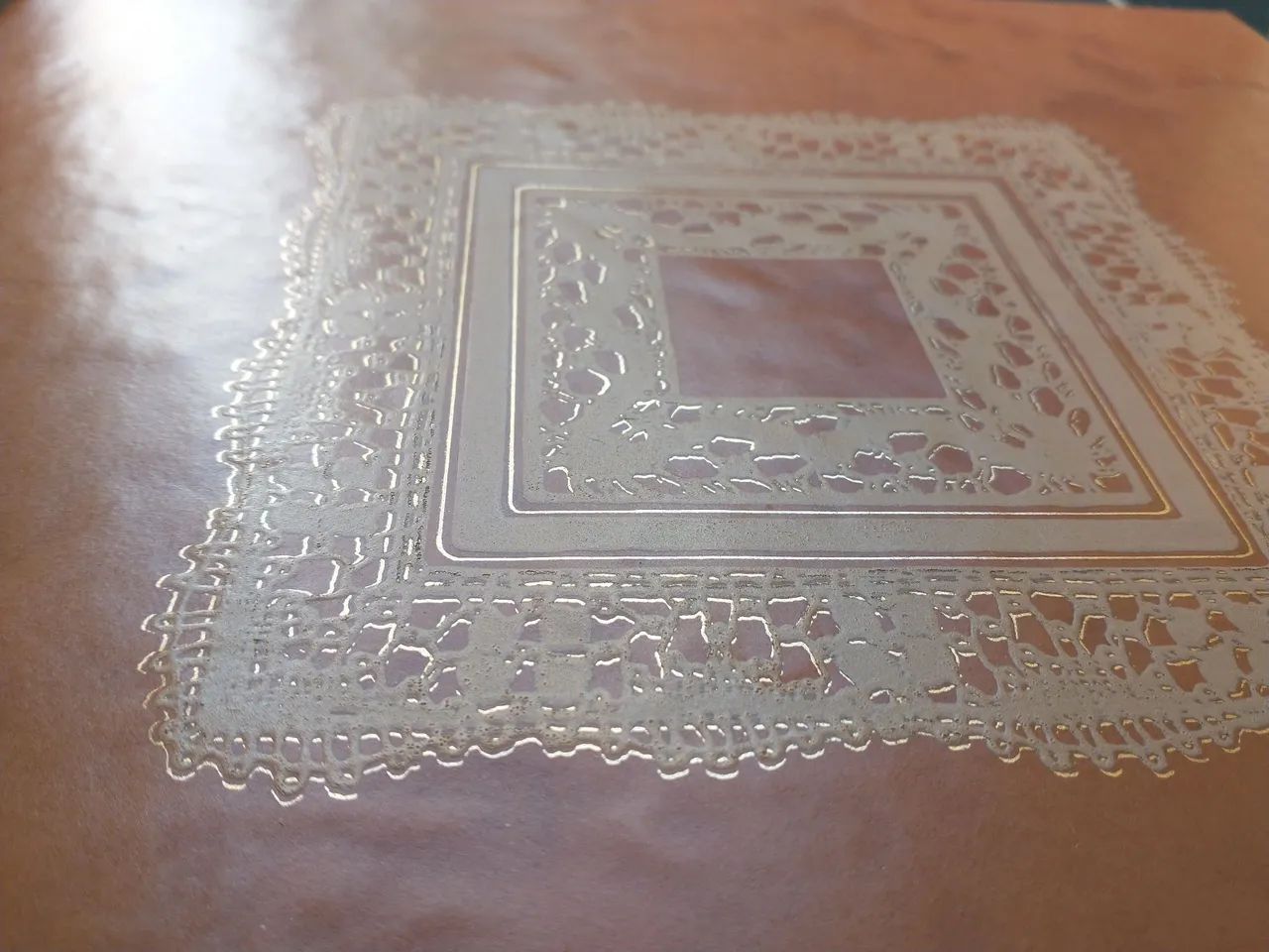 RELÍQUIA!! Piso Cotto rendas d' OURO 18k 29,5 x 29,5cm - Foto 3