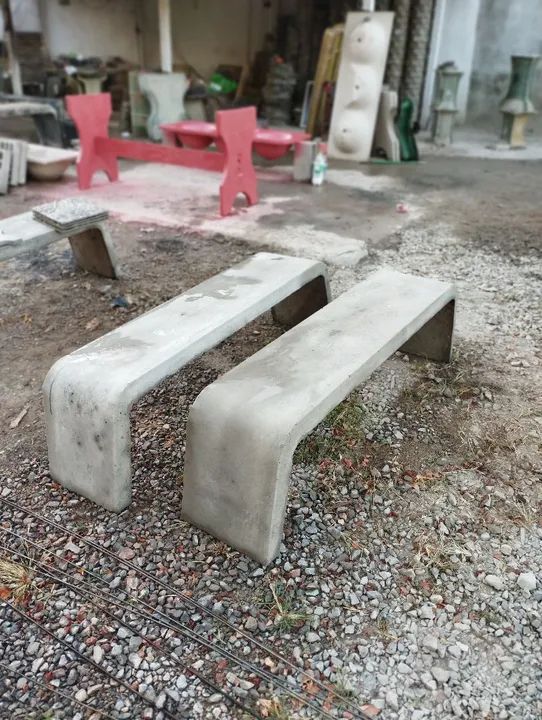 Bancos de praça personalizados, de concreto.  - Foto 2