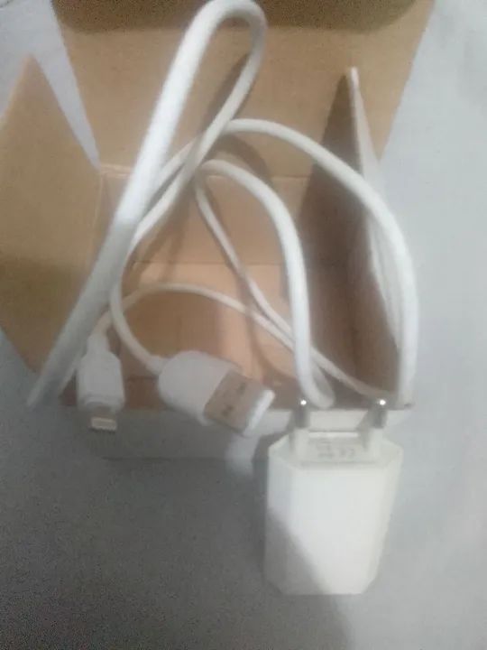 Carregador para iPhone e iPad genérico novo - Foto 2