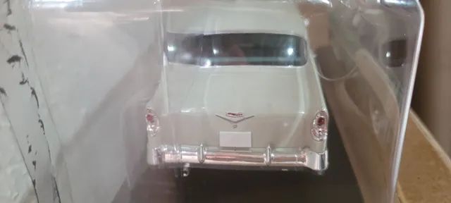 Miniatura CHEVROLET BEL AIR na escala 1/24 - Foto 3