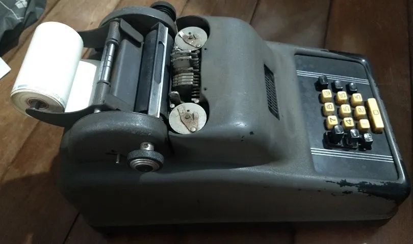 Maquina De Somar Underwood - Foto 2
