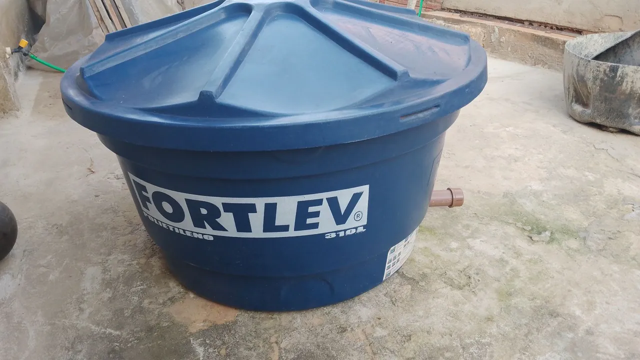 Caixa d'água Fortlev 310L
