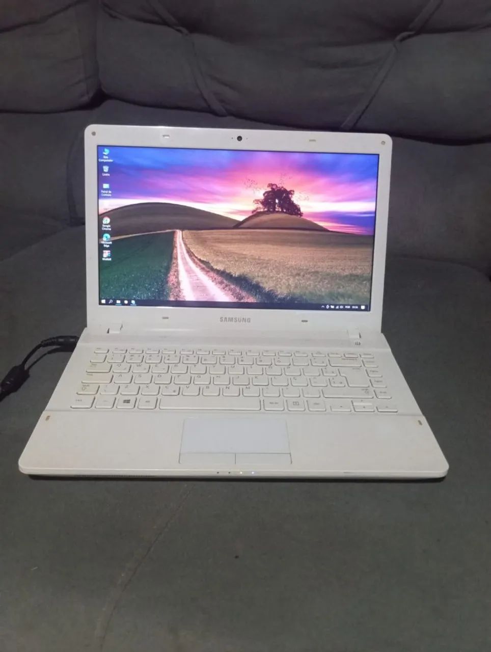 Notebook Samsung core i3, 8gb, HD de 500gb, Windows 10