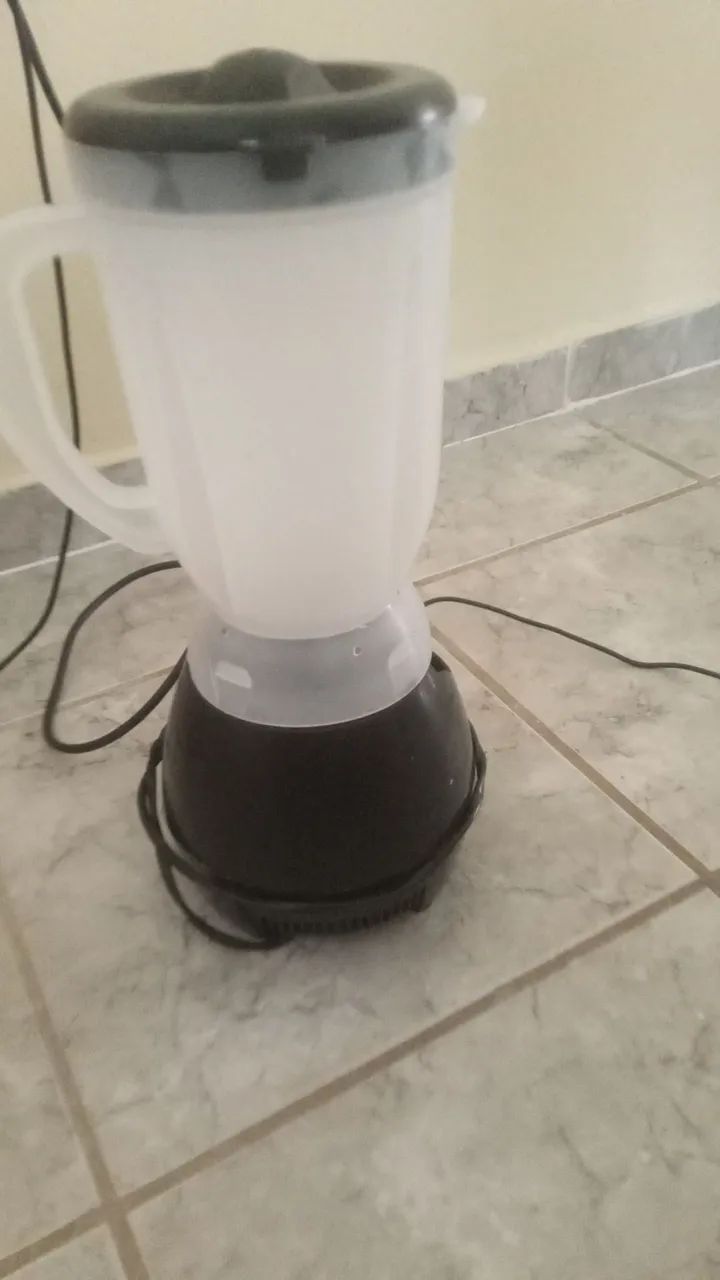 Liiquidificador com motor sem funcionar. - Foto 4