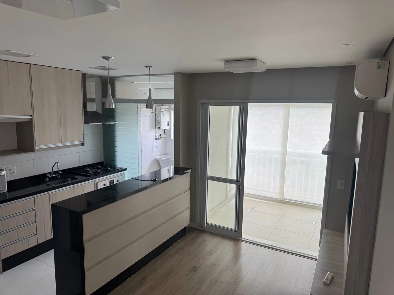 Apartamento 22º andar com móveis planejados e vista para a Matriz do Bradesco
