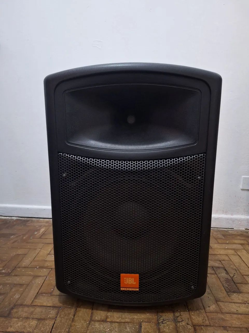 Caixa Ativa Jbl Selenium Js151a Usb 200w Rms (Usado)