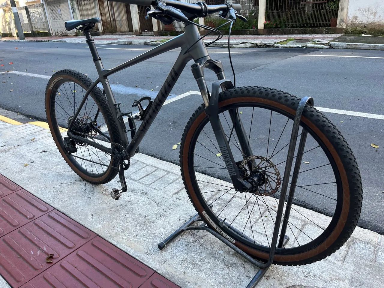 Bicicleta Mountain Bike Specialized Chisel - Foto 3