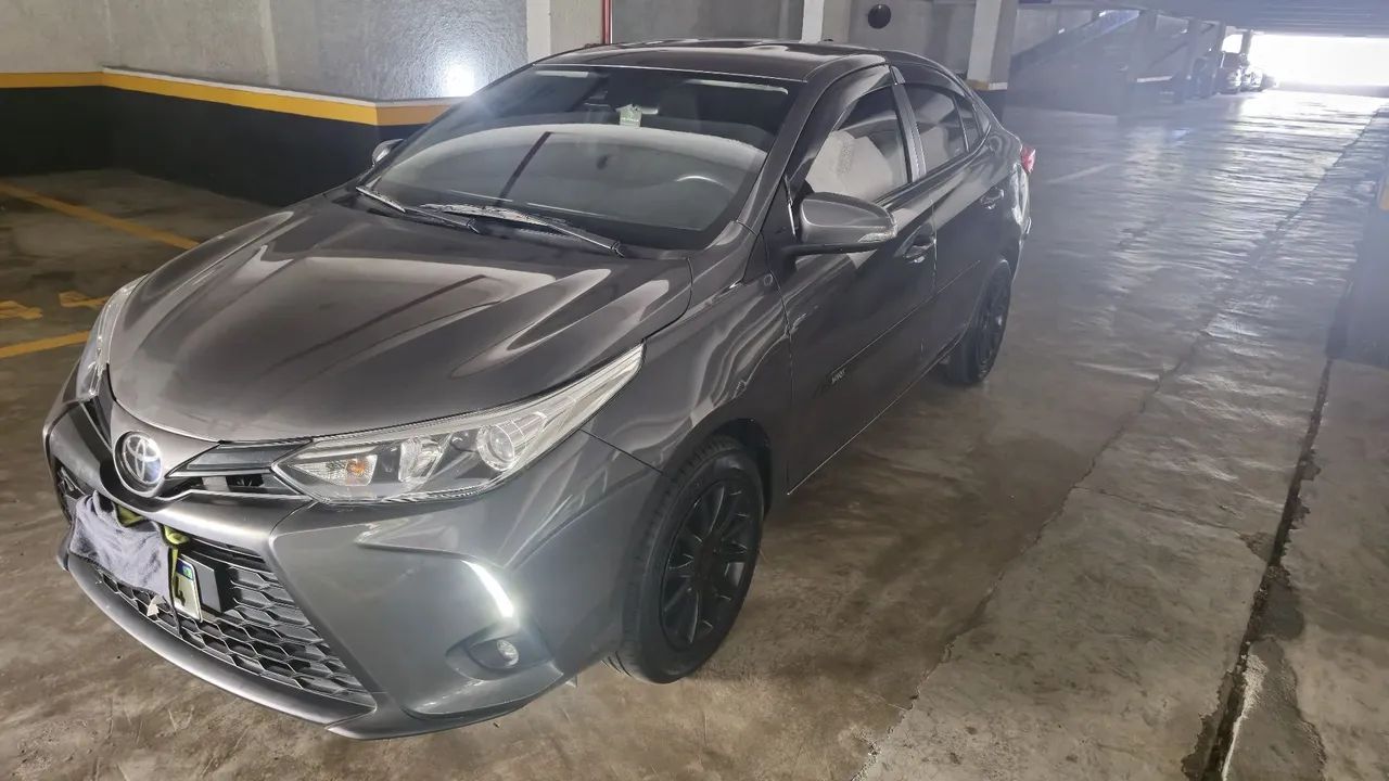 Yaris Xs 1.5/16v cinza 2022/2023 - Foto 2
