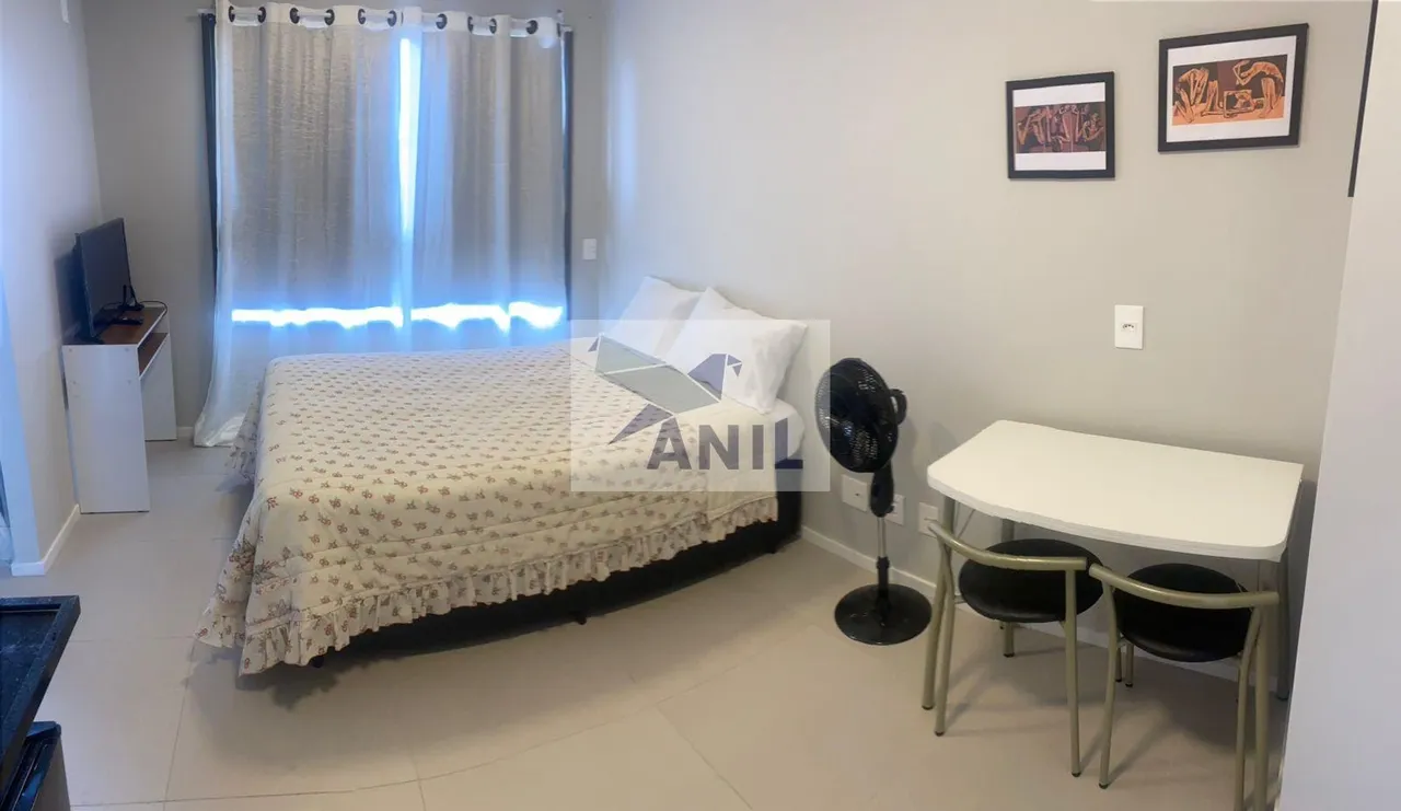 Studio à Venda em Campo Belo - 22m² por R$450.000