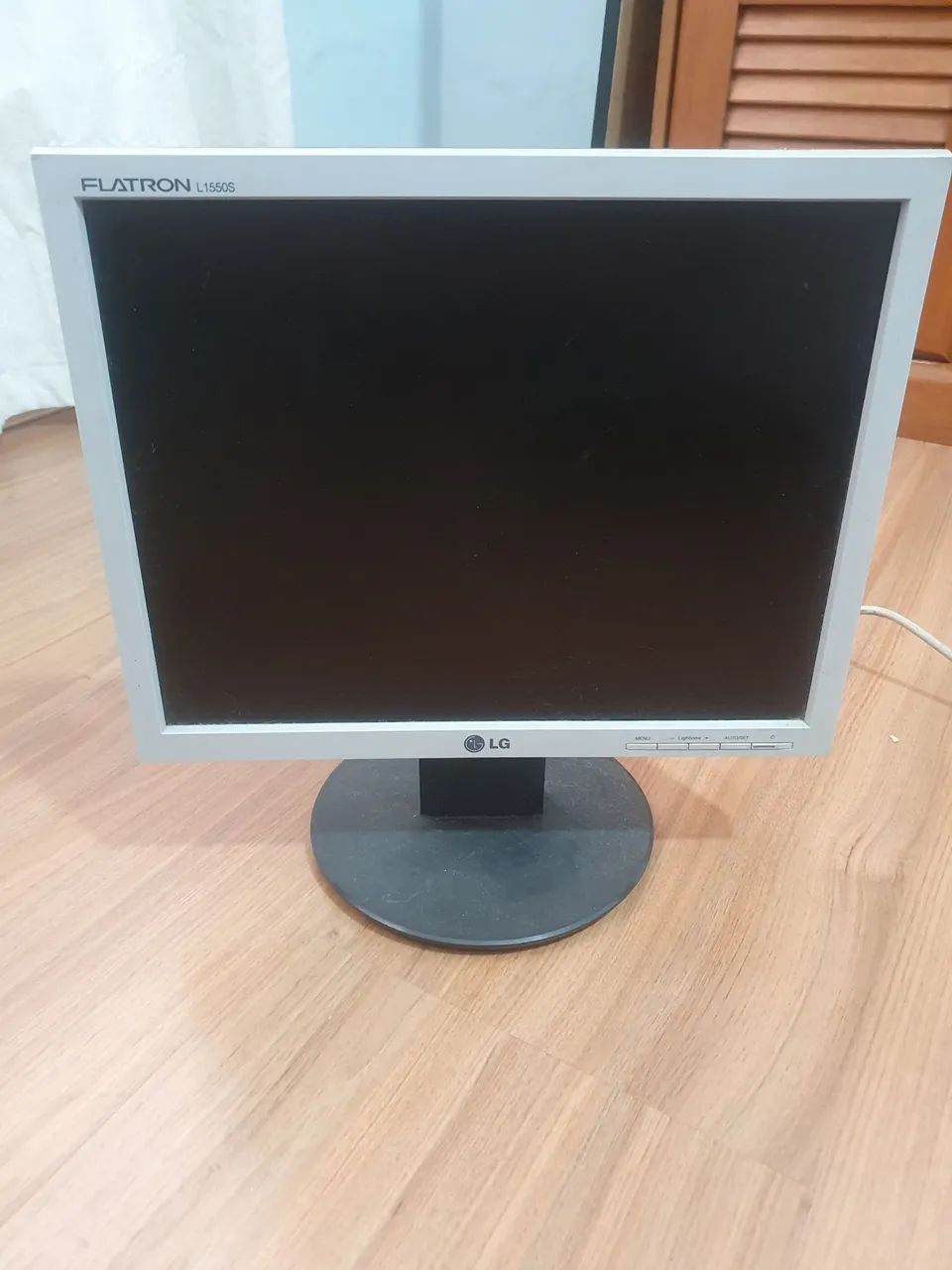 Monitor LG Flatron L1550S