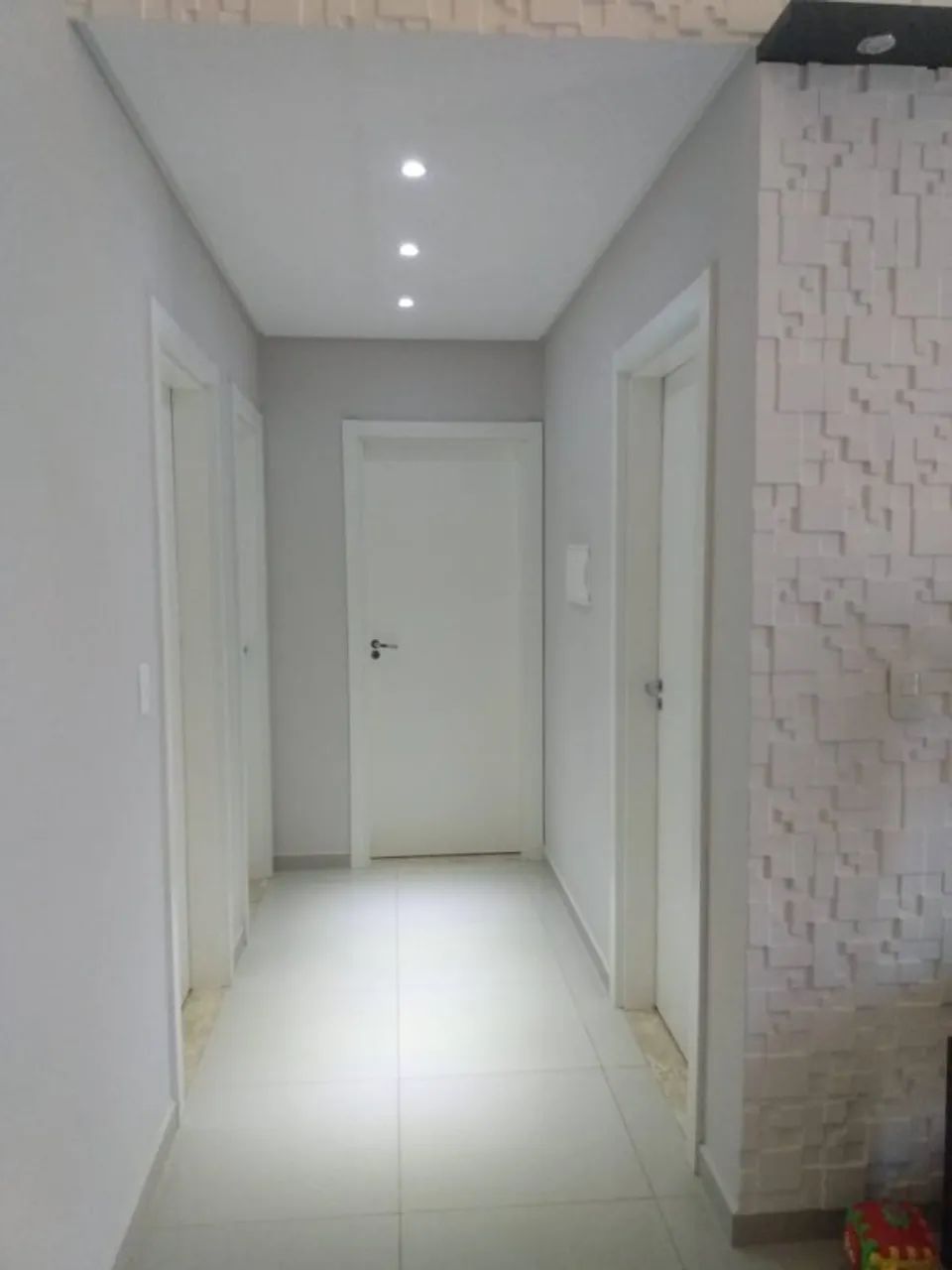Casa com piscina e amplo terreno  - Foto 3