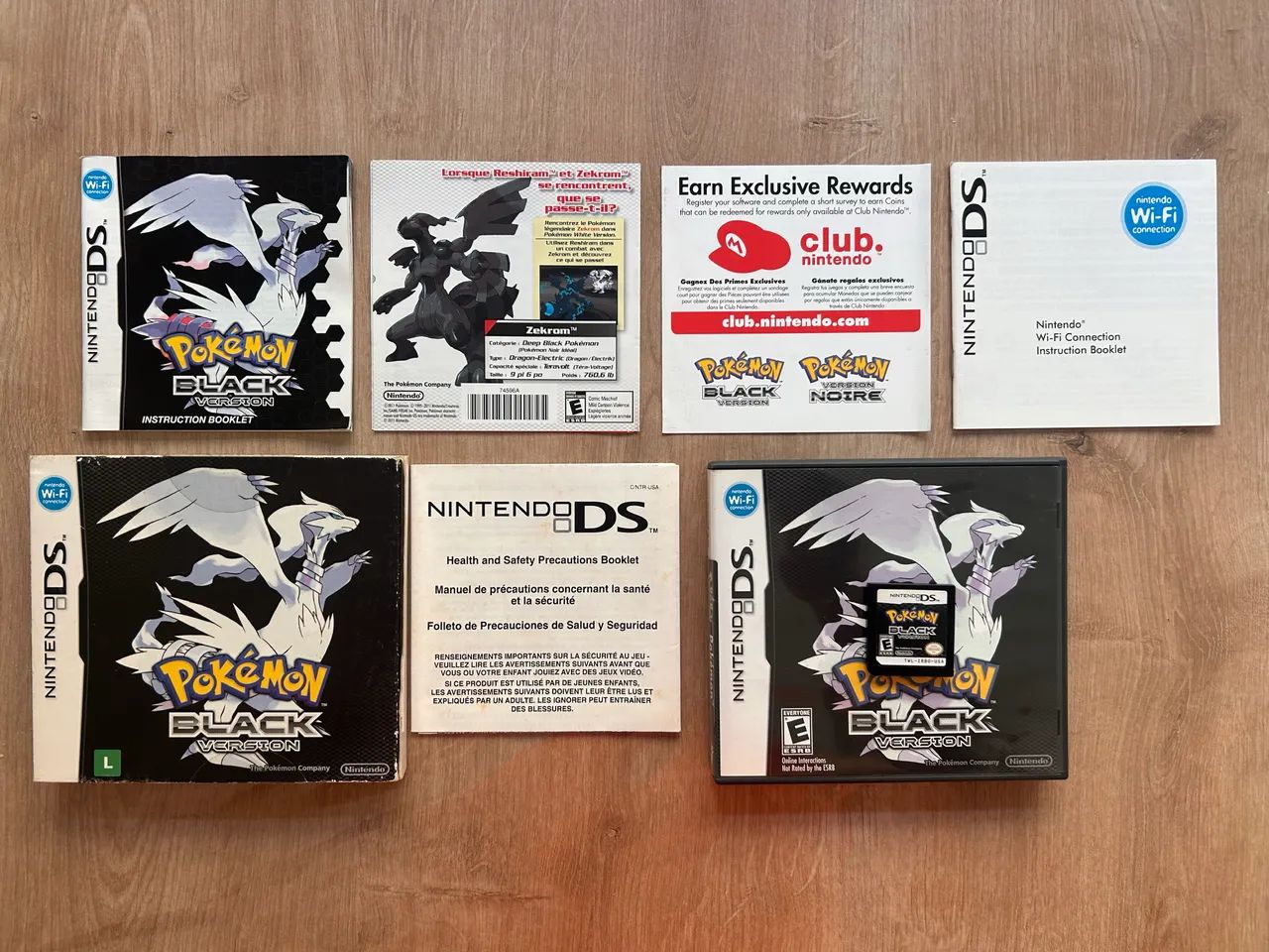 Pokémon Black - CIB + LUVA 