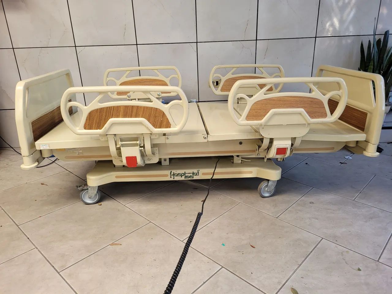 Cama hospitalar elétrica  - Foto 3