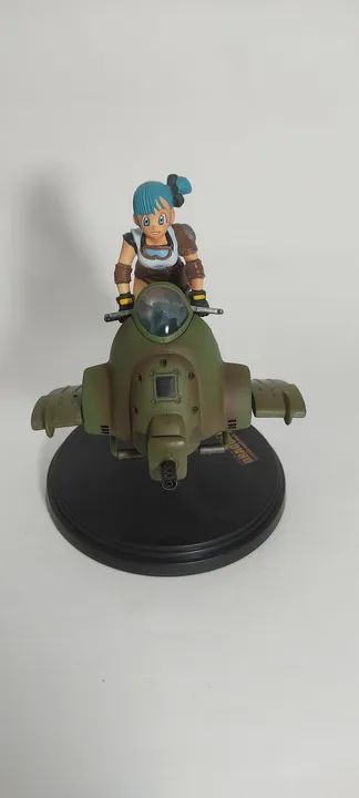 Boneco Dragon Ball Z Bulma em sua nave espacial - Foto 5