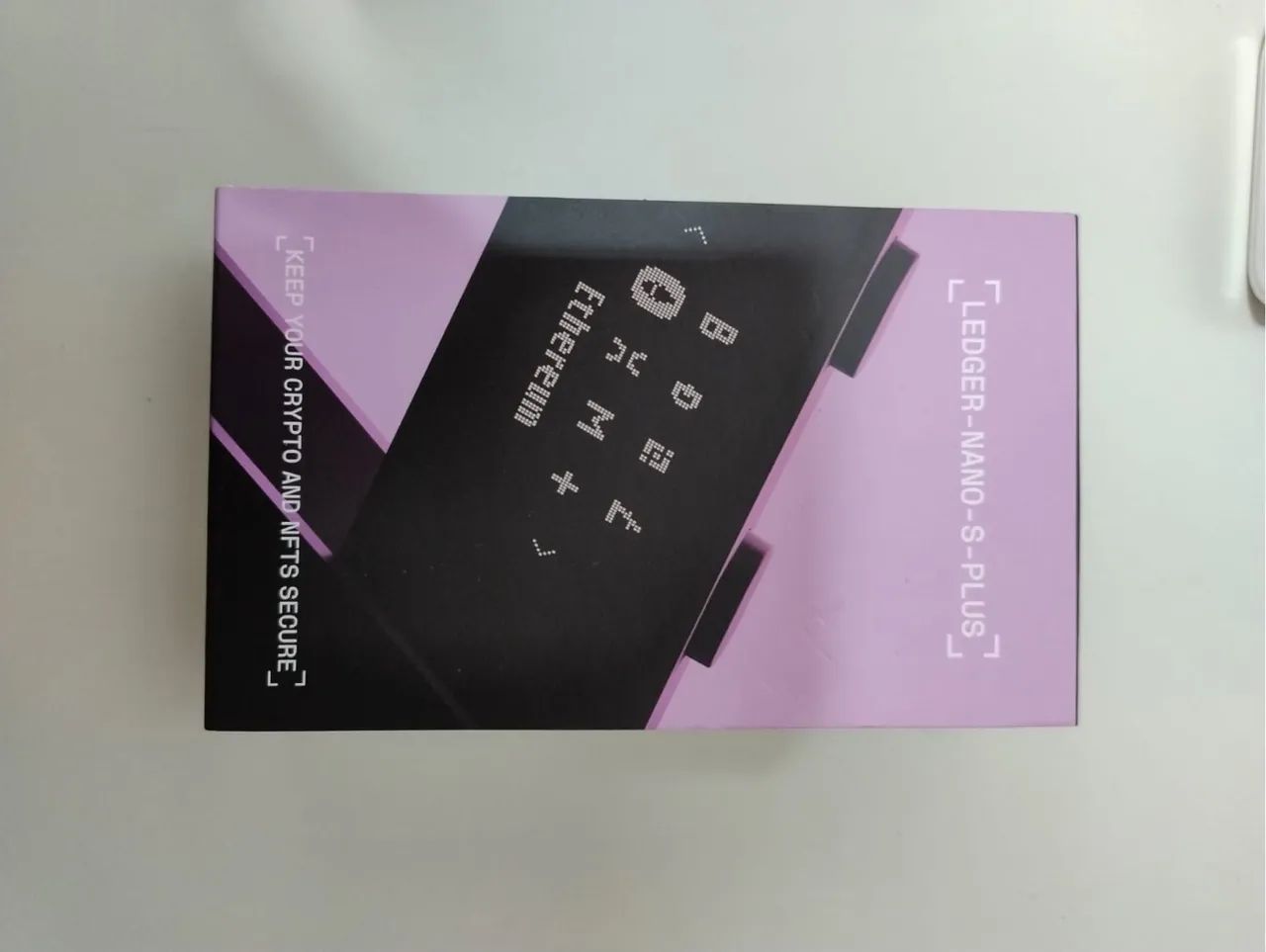 Ledger Nano S Plus - Criptomoedas e NFTs