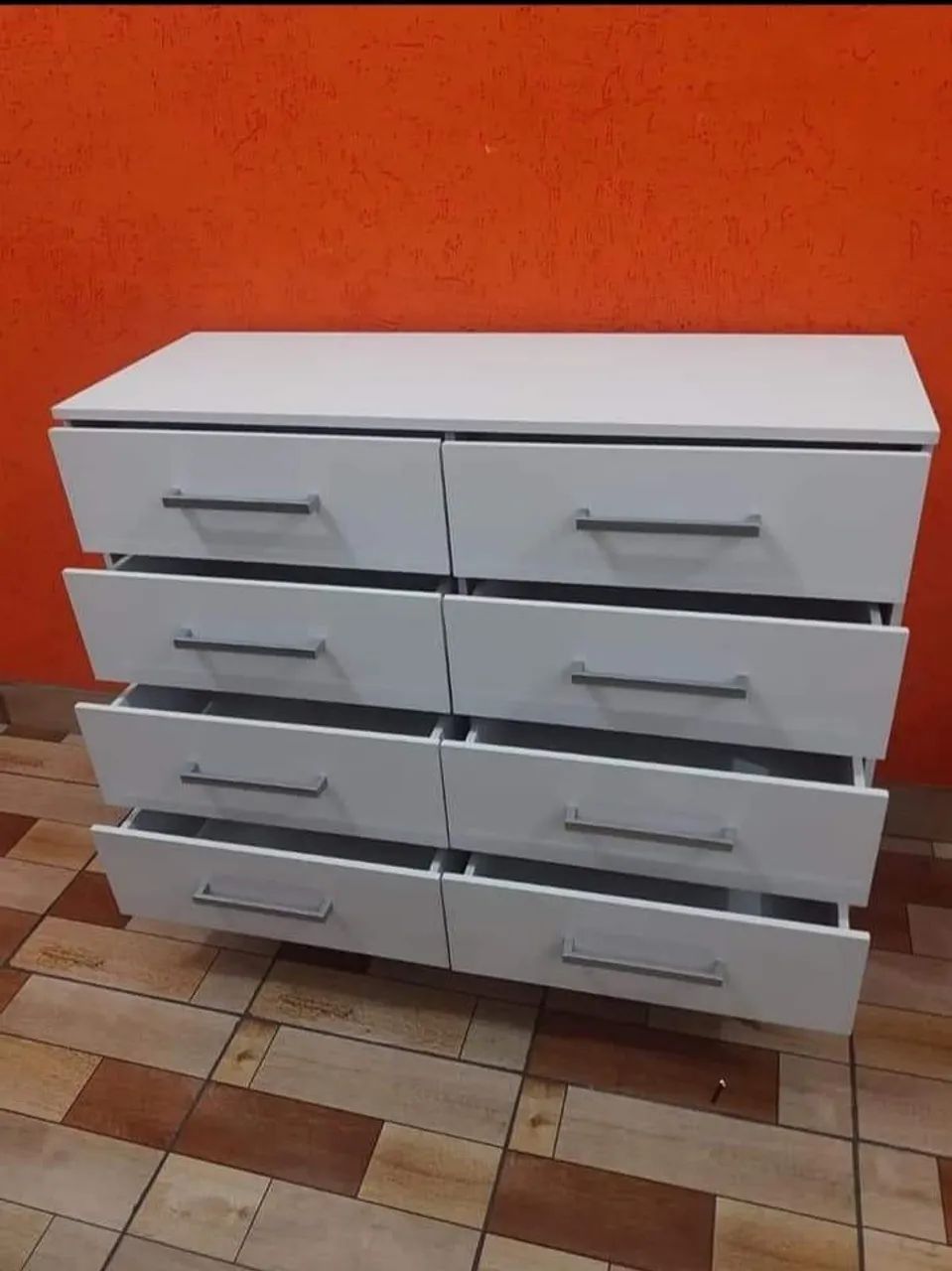 Cômoda Preta com 8 Gavetas e Design Moderno - Foto 2