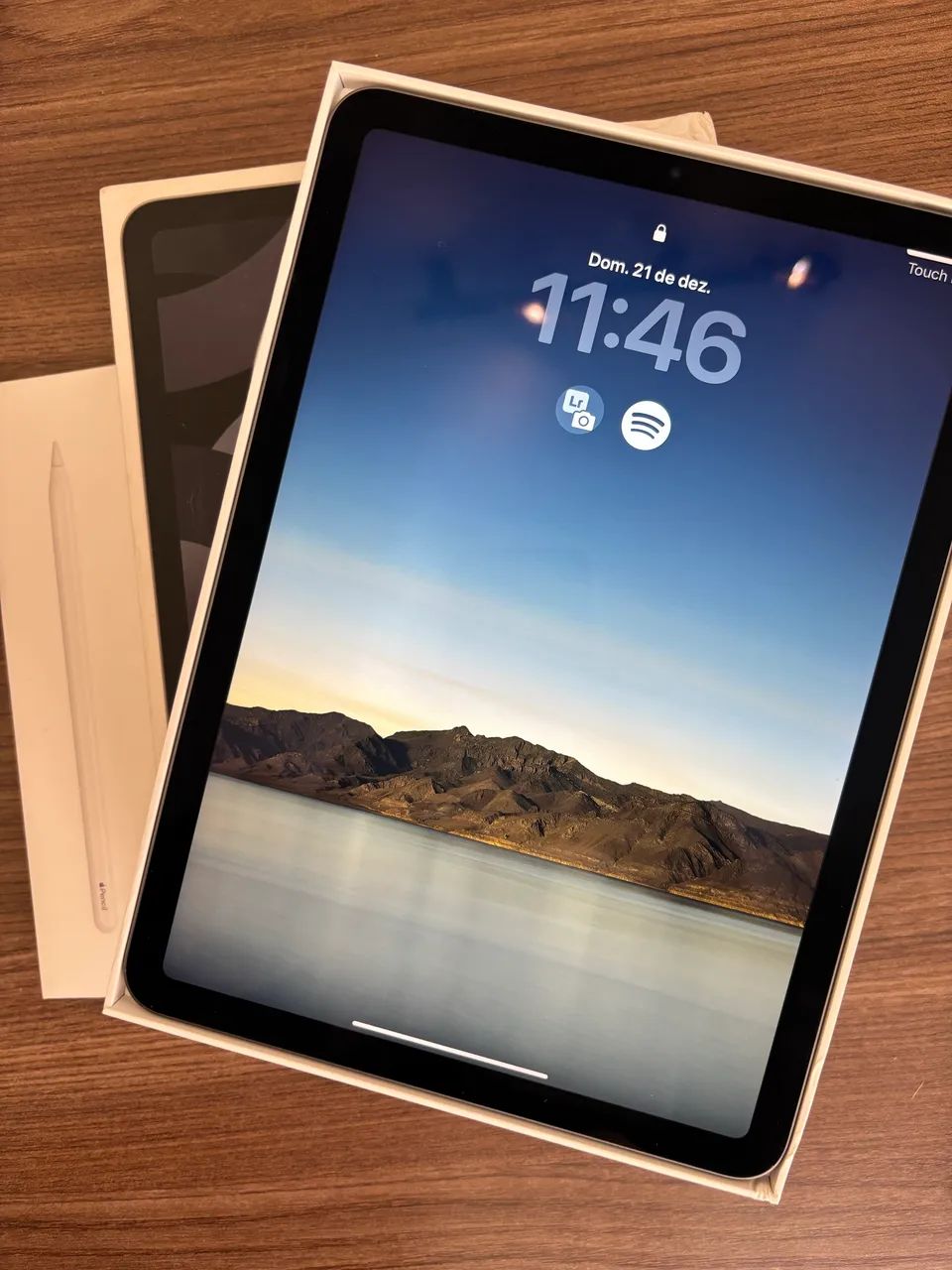 iPad Air (5 geração) Wi-Fi + Apple Pencil - Tablets e E-Readers