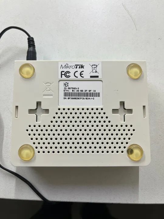 Mikrotik Routerboard Rb750gr3 - Foto 4