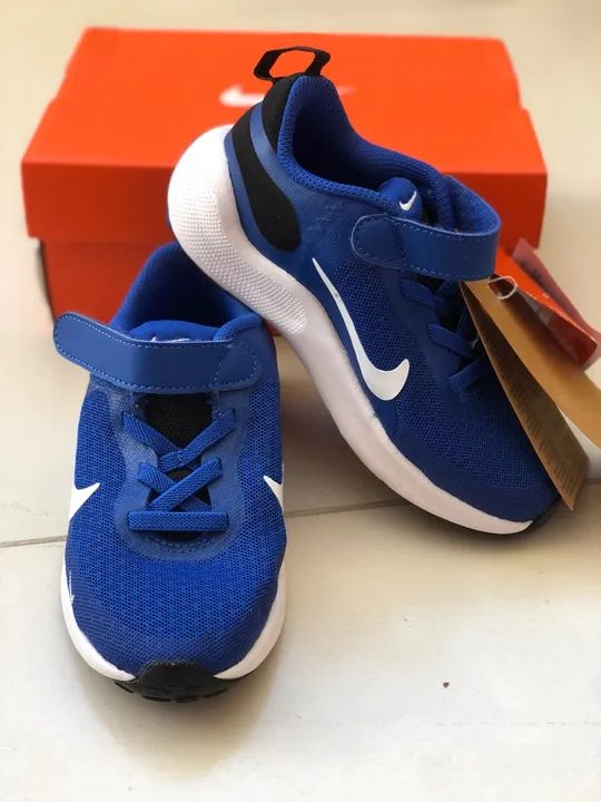 Tênis Nike Revolution 7 NOVO original 