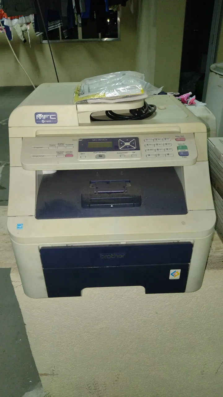 Multifuncional Brother MFC-9010CN