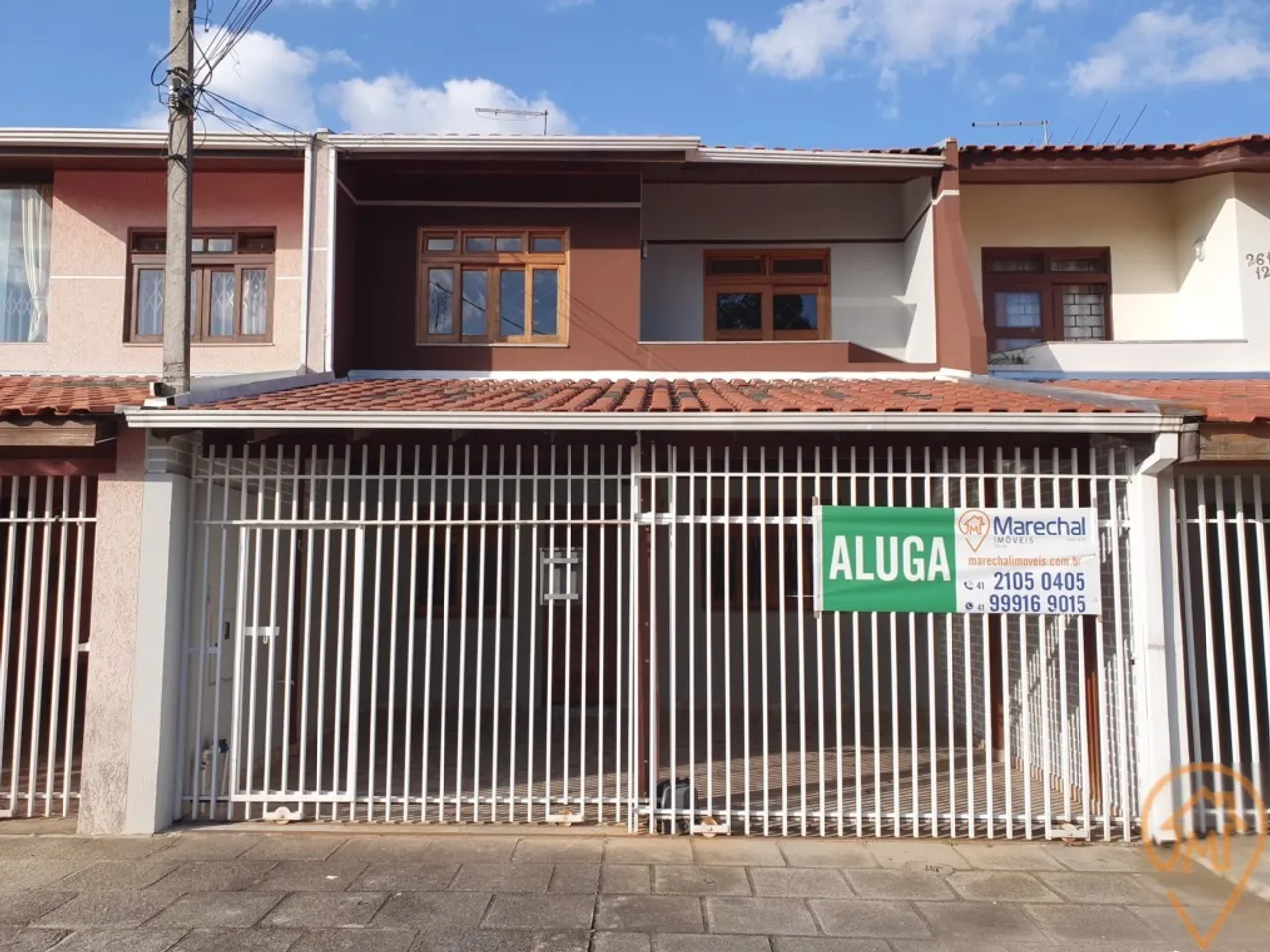 Sobrado com 3 quartos para alugar por R$ 2500.00, 130.00 m2 - BOQUEIRAO - CURITIBA/PR