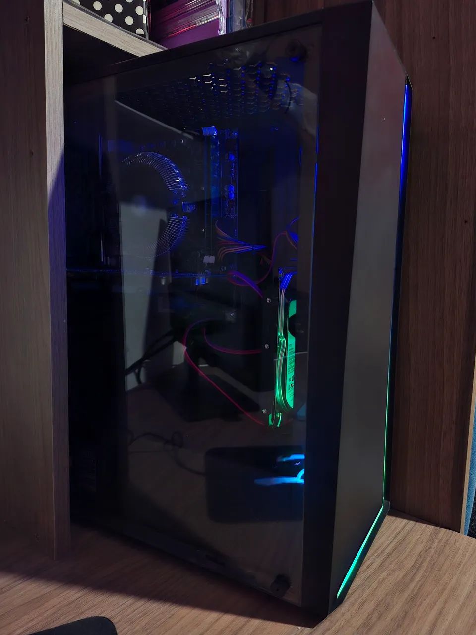 AMD A6-7480 Radeon R5, Compute Cores 2C+6G GHz Placa de