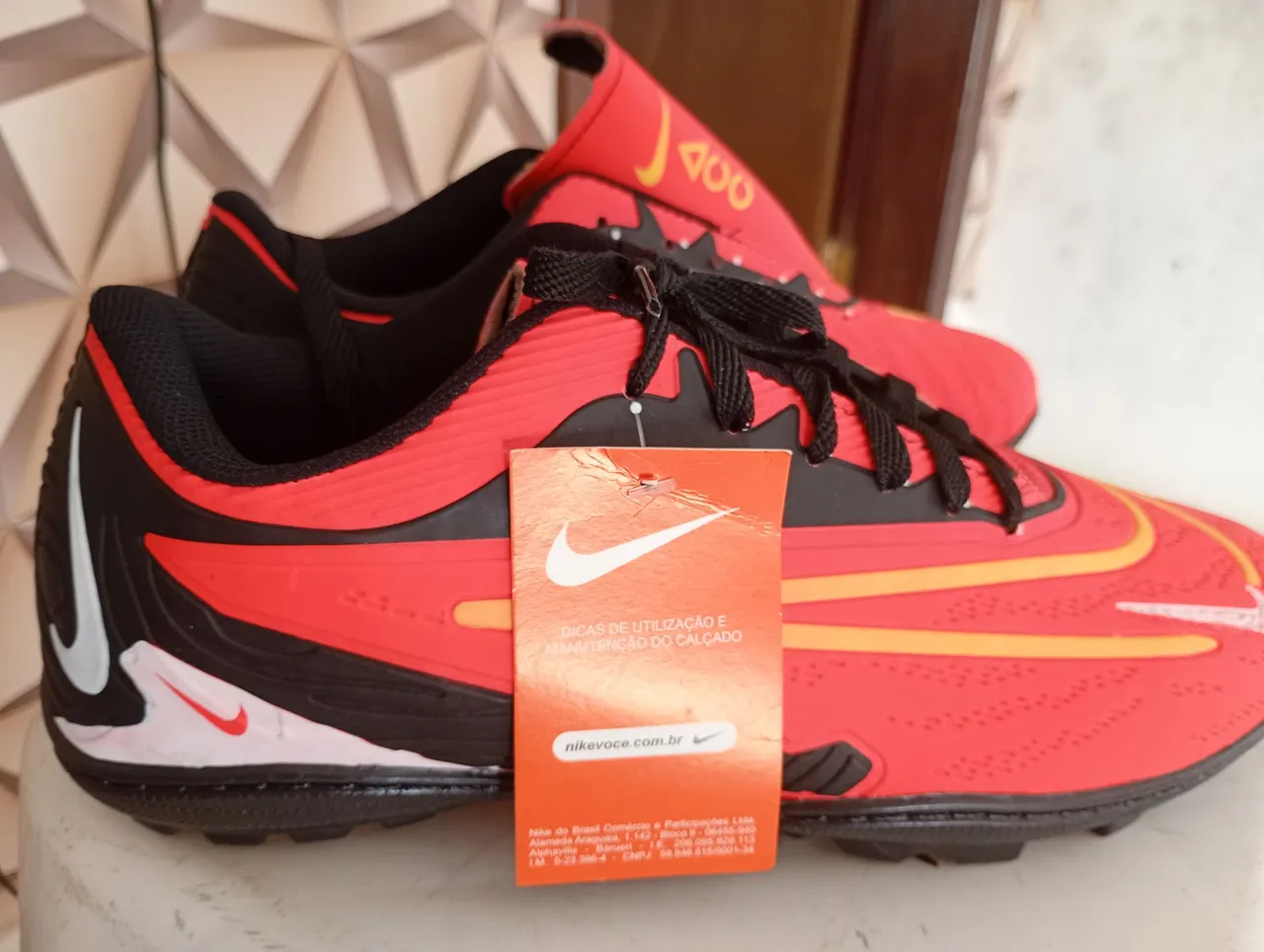 Chuteira Nike 400 Society - Vermelha