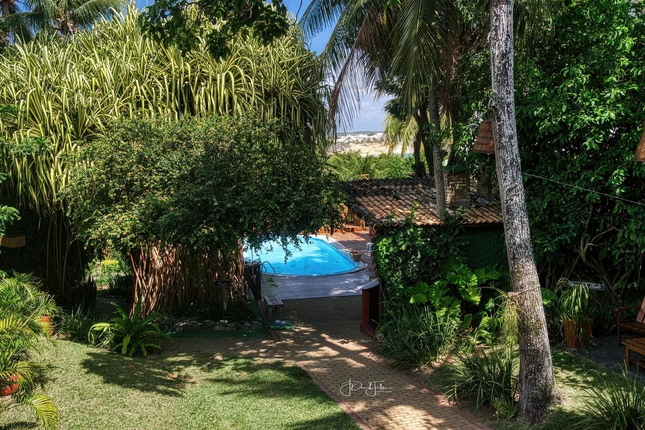 Pousada com 17 unidades com vista para a lagoa Guarairas