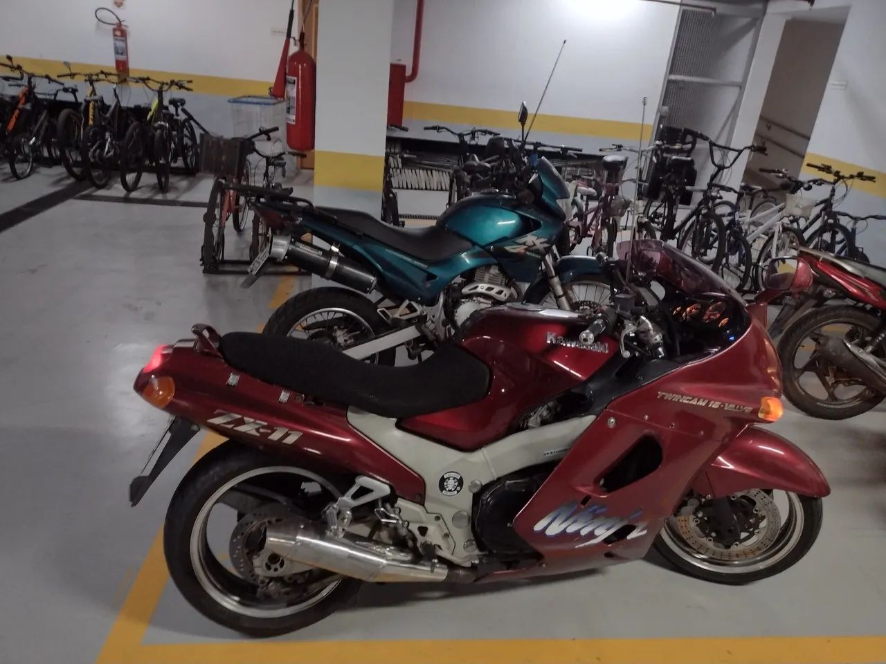 CBONE ギラ160 CBONE ギラ160 CBONE ギラ160 The Kawasaki Ninja ZX-11 Is A