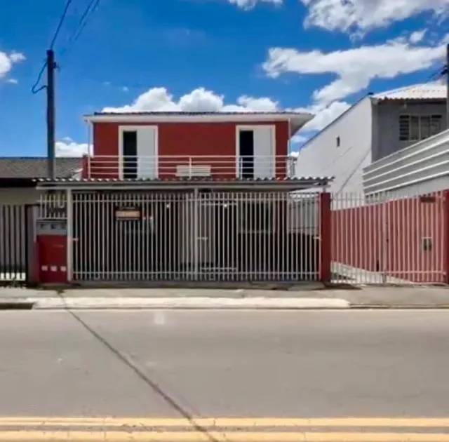 Sobrado 100 Metros Quadrados + 02 Residências 