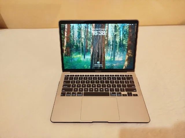 MacBook Air 13 - Intel i3 - 256Gb SSD - 8Gb RAM