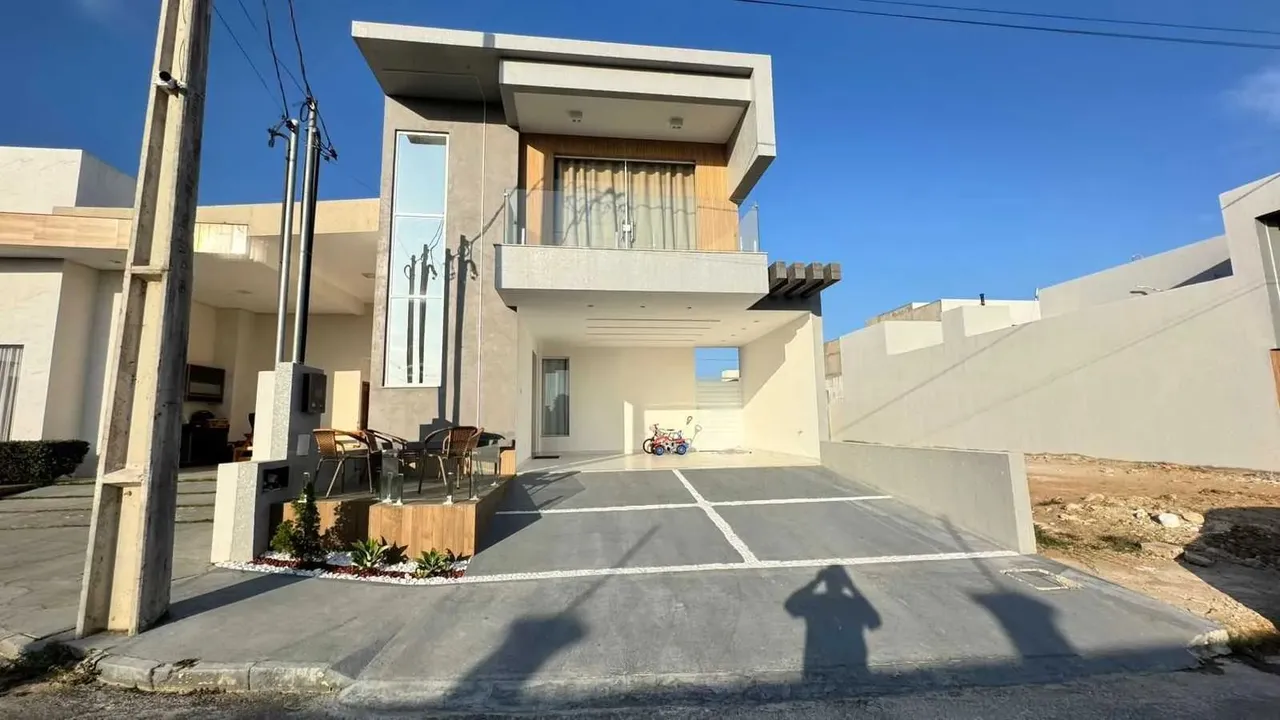 Casa em Condomínio Fechado - Leonardo D'Vinci