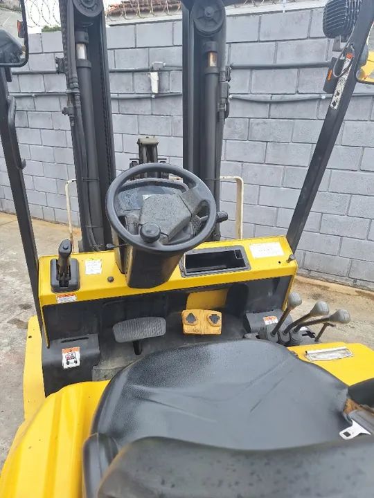 Empilhadeira elétrica Hyster 2,5ton - Foto 2