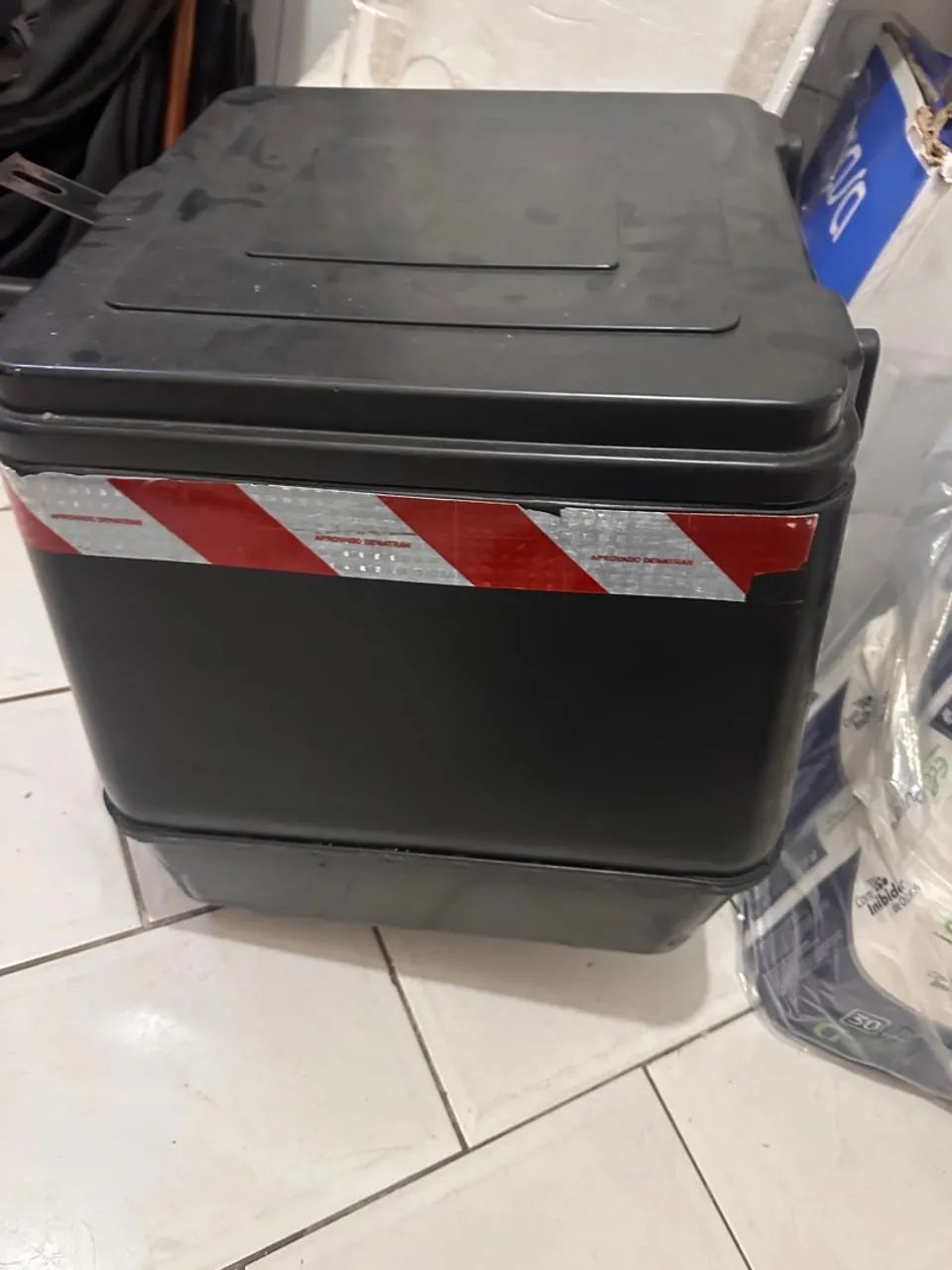 Bau é suporte pra lander 90 litros 